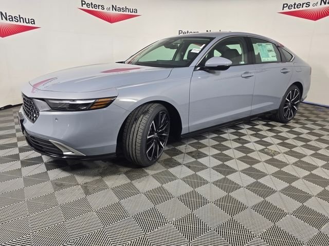 New 2026 Urban Gray Pearl Honda Touring image 3