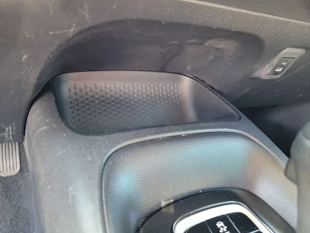 Used 2025 White Toyota LE image 36