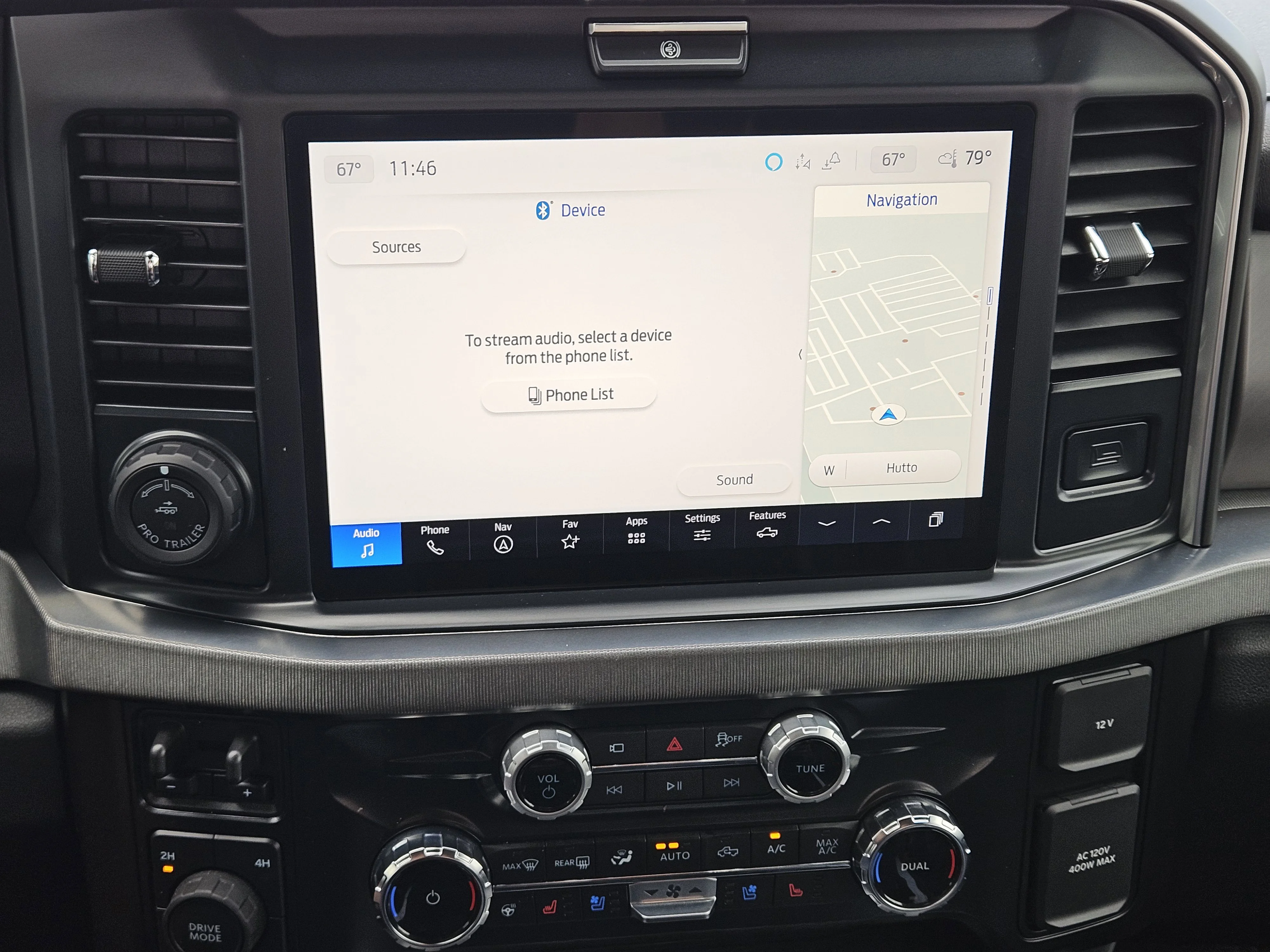 Used 2025  Ford Platinum image 18
