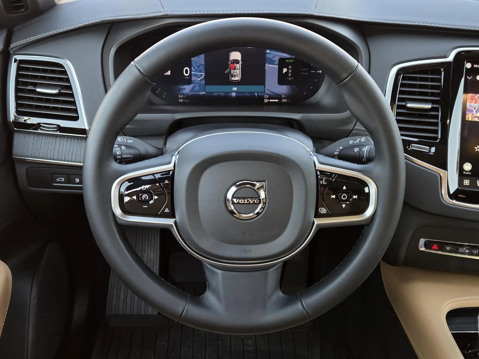 Used 2025 Crystal White Metallic Volvo Ultra image 18