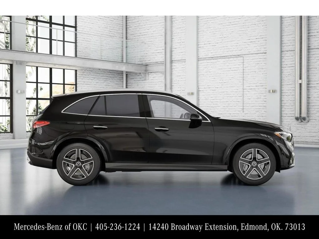 Used 2026 Black Mercedes-Benz GLC 300 image 16