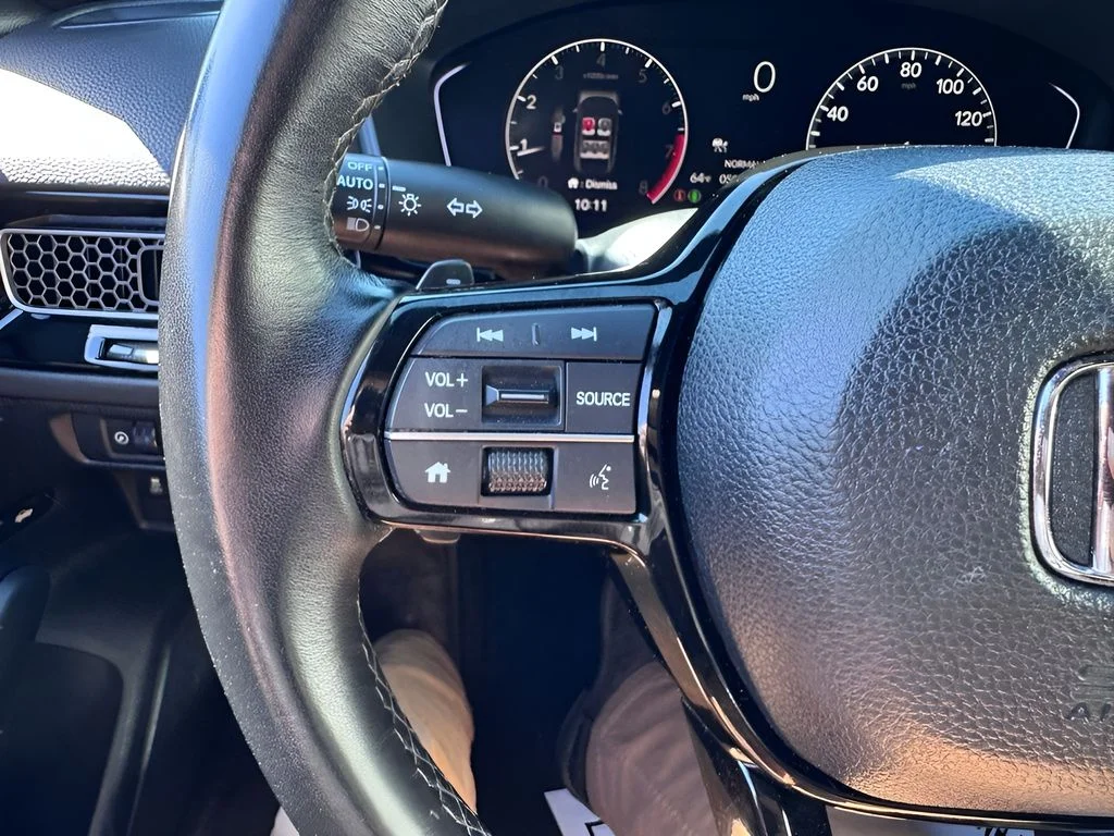 Used 2025 Silver Honda Sport image 17