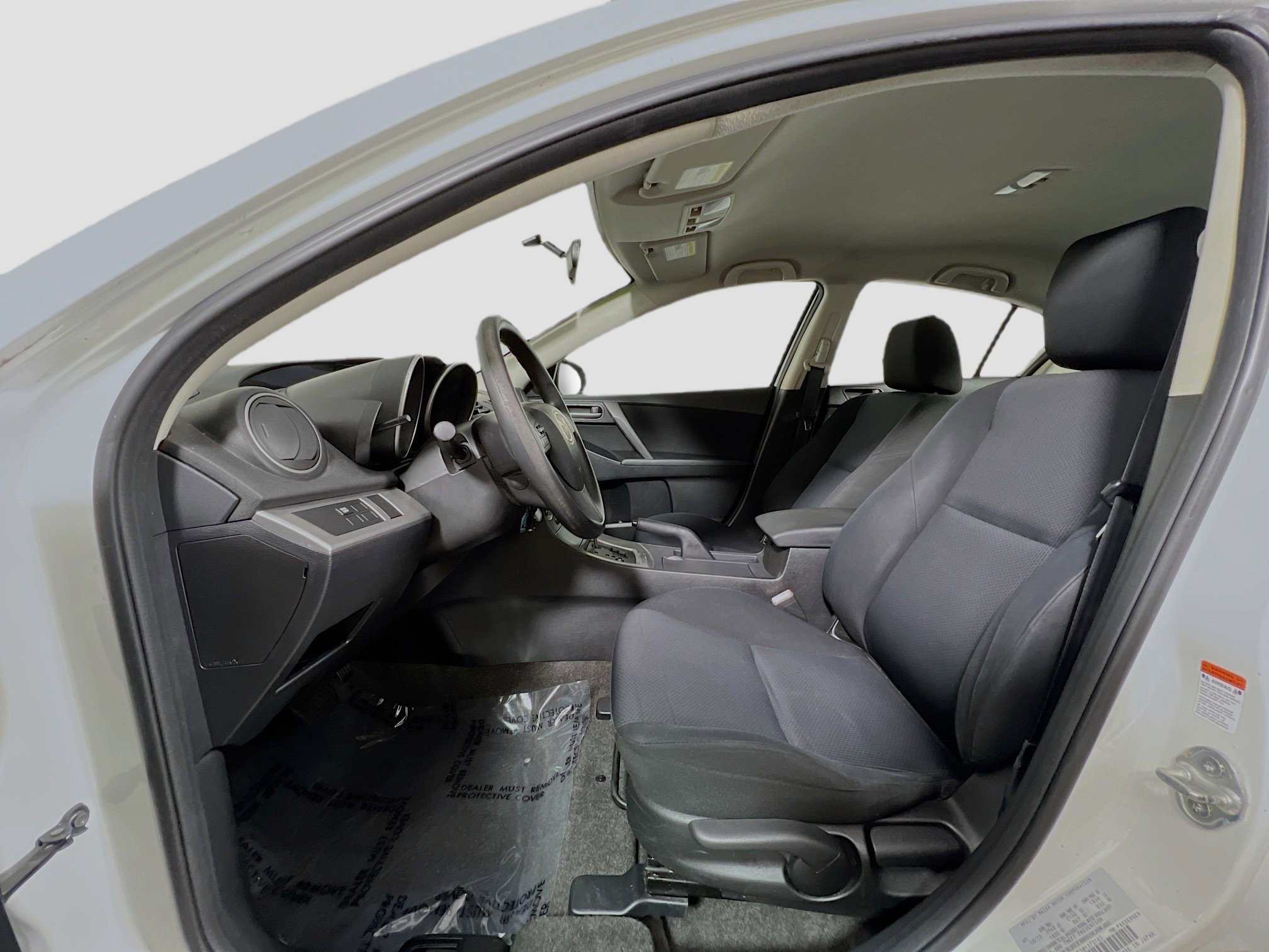 Used 2011 Crystal White Pearl Mica Mazda i Touring image 11