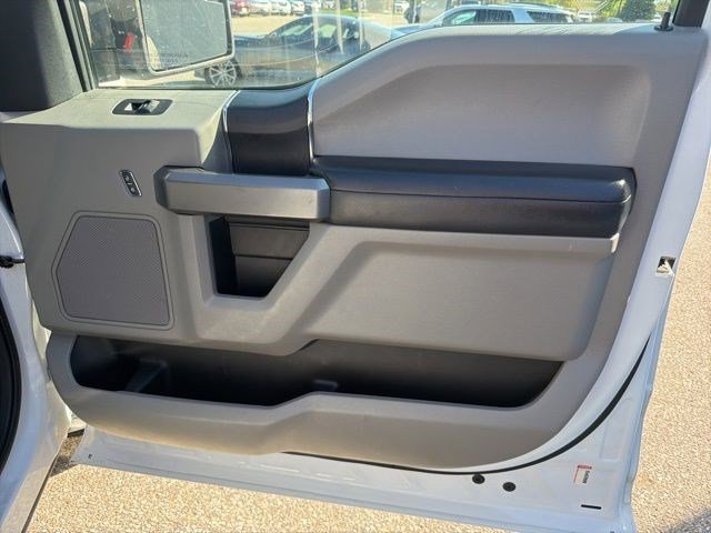 Used 2020 Oxford White Ford XLT image 18