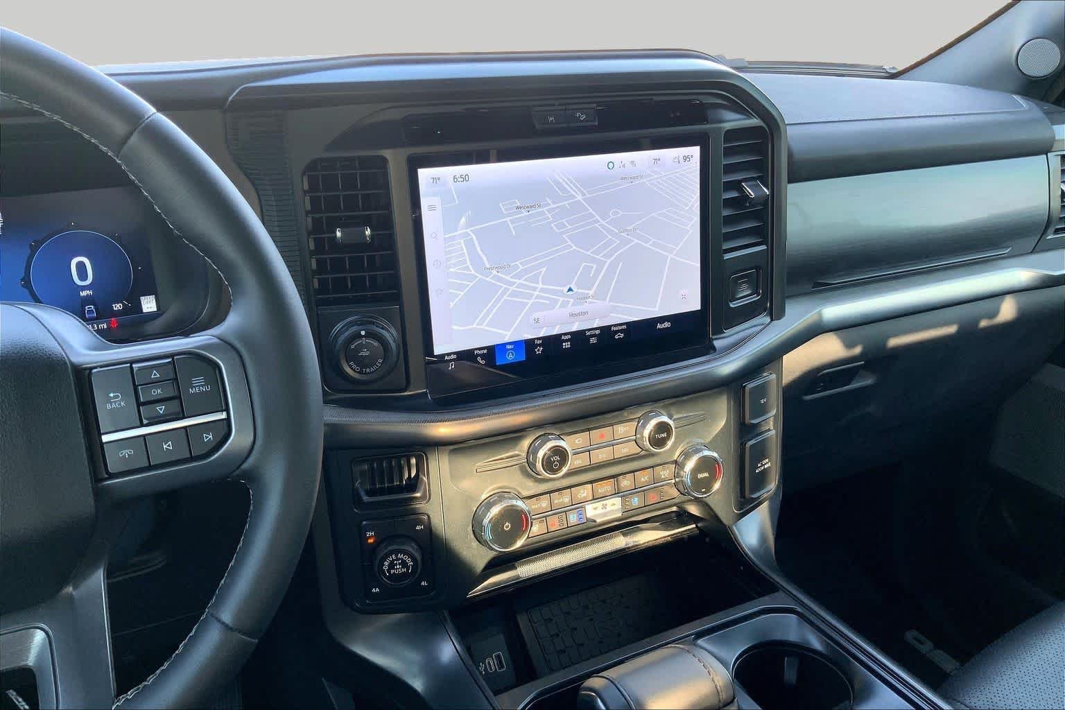 Used 2025 Agate Black Metallic Ford LARIAT image 6