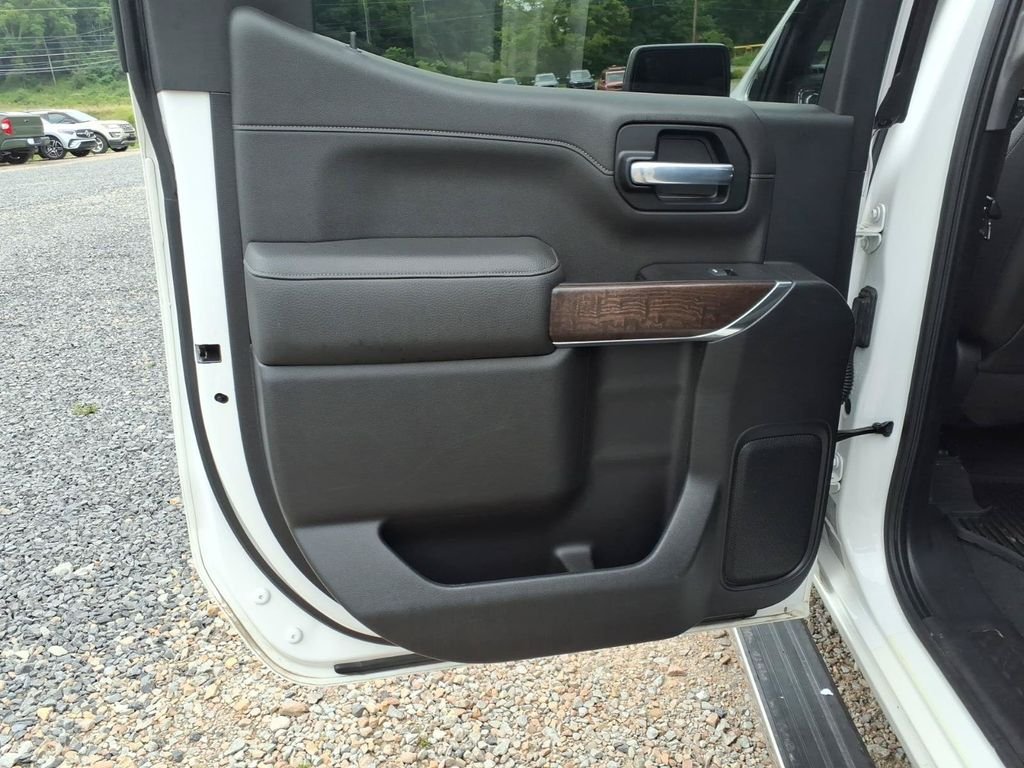 Used 2020 White GMC Denali image 14