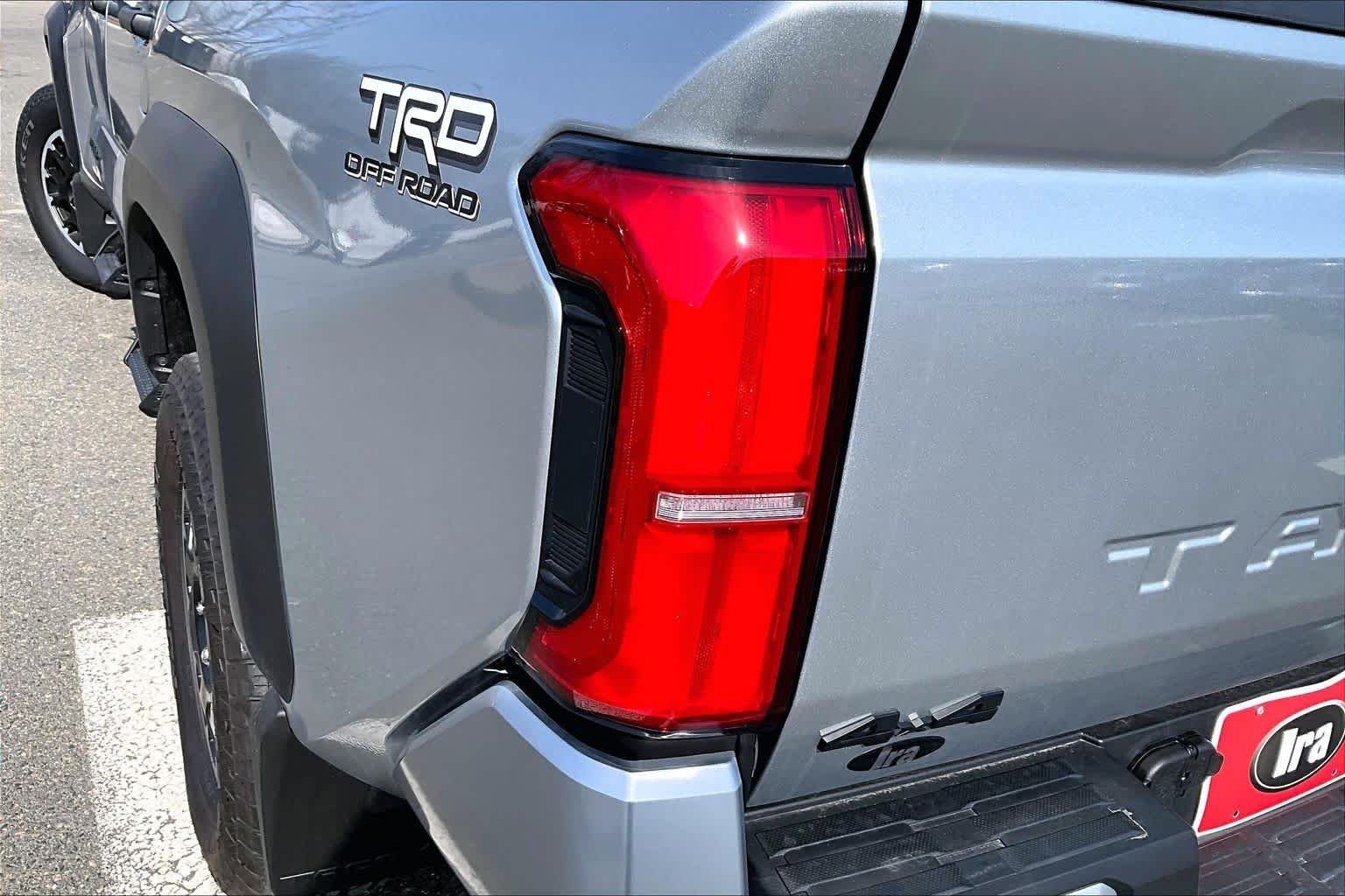 2025 Toyota Tacoma TRD Off Road - Photo 14