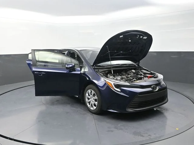 Used 2026  Toyota LE image 38