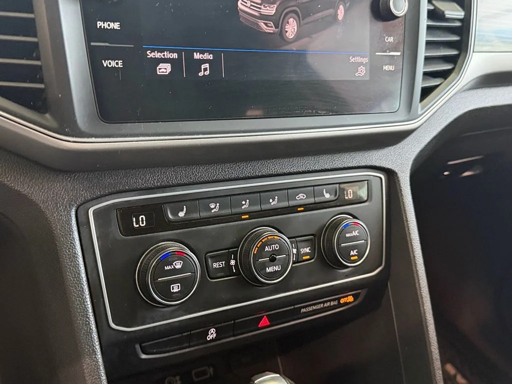 Used 2019 Brown Volkswagen 3.6L V6 SE image 21