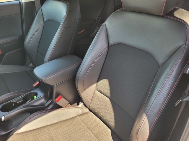 Used 2025 Black Kia GT-Line image 13