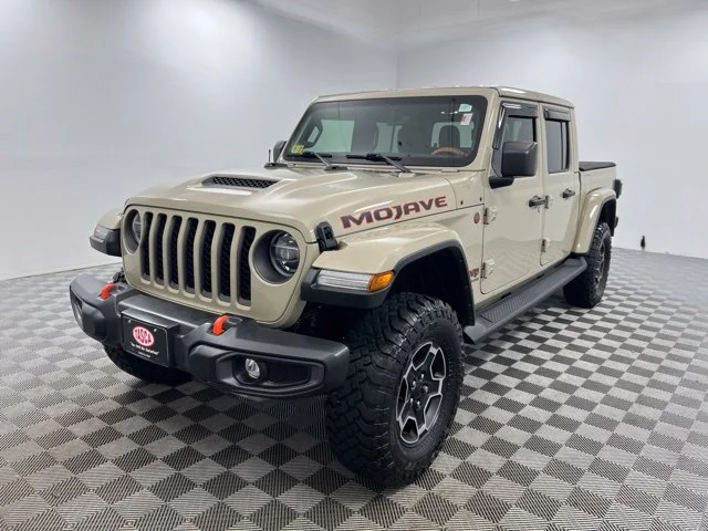 Used 2022 Beige Jeep Mojave image 2