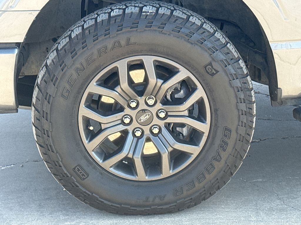 Used 2023 Gray Ford Tremor image 9
