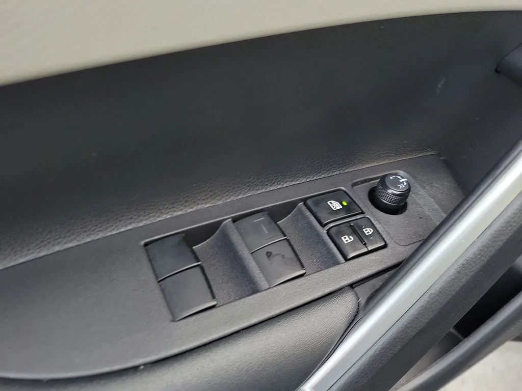 Used 2024 Black Toyota L image 14