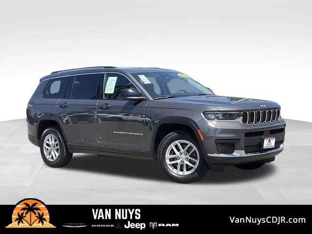 2023 Jeep Grand Cherokee L Laredo