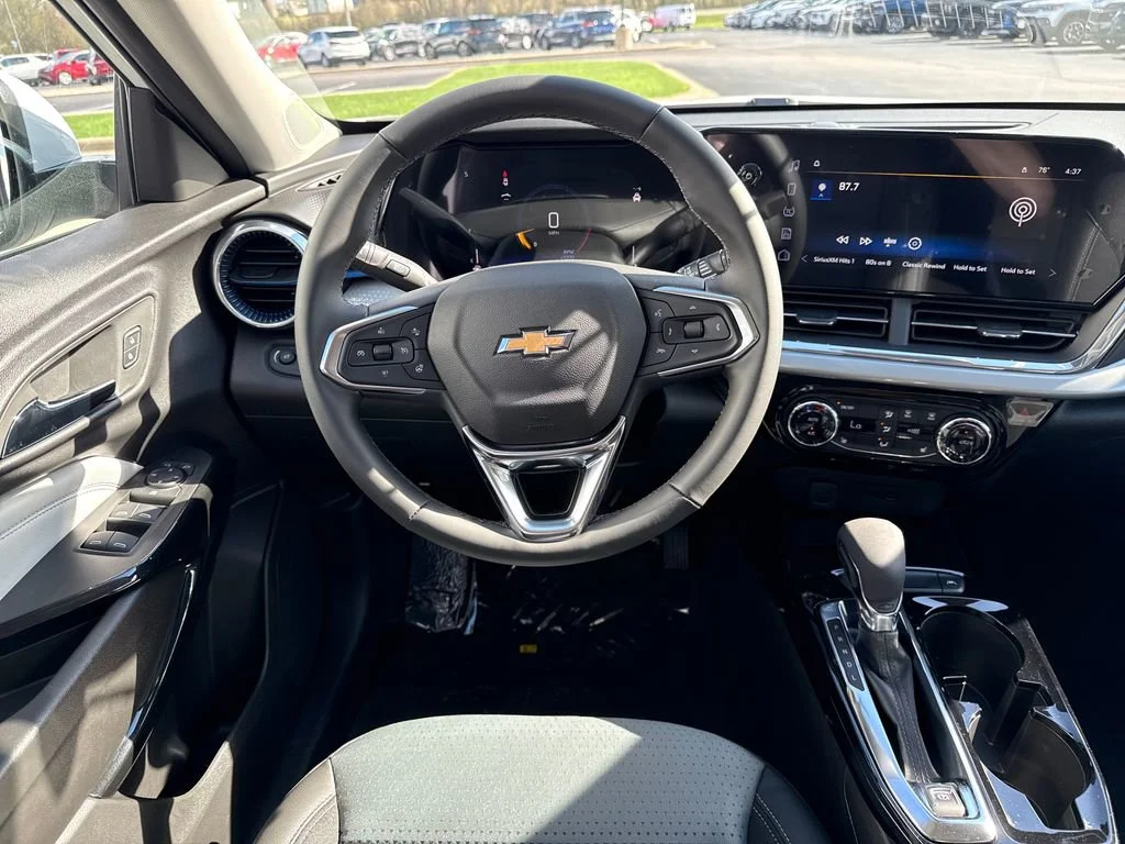 2026 Chevrolet Trax LT - Photo 10