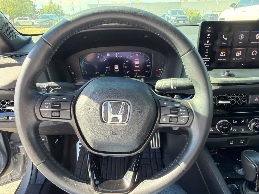 Used 2023 Lunar Silver Metallic Honda Sport image 21