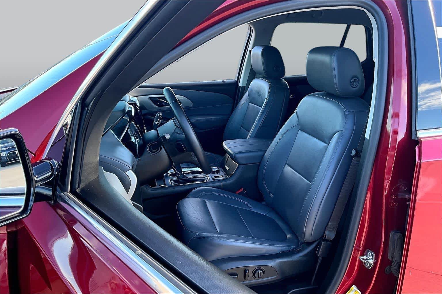 Used 2020 Cajun Red Tintcoat Chevrolet LT Leather image 7