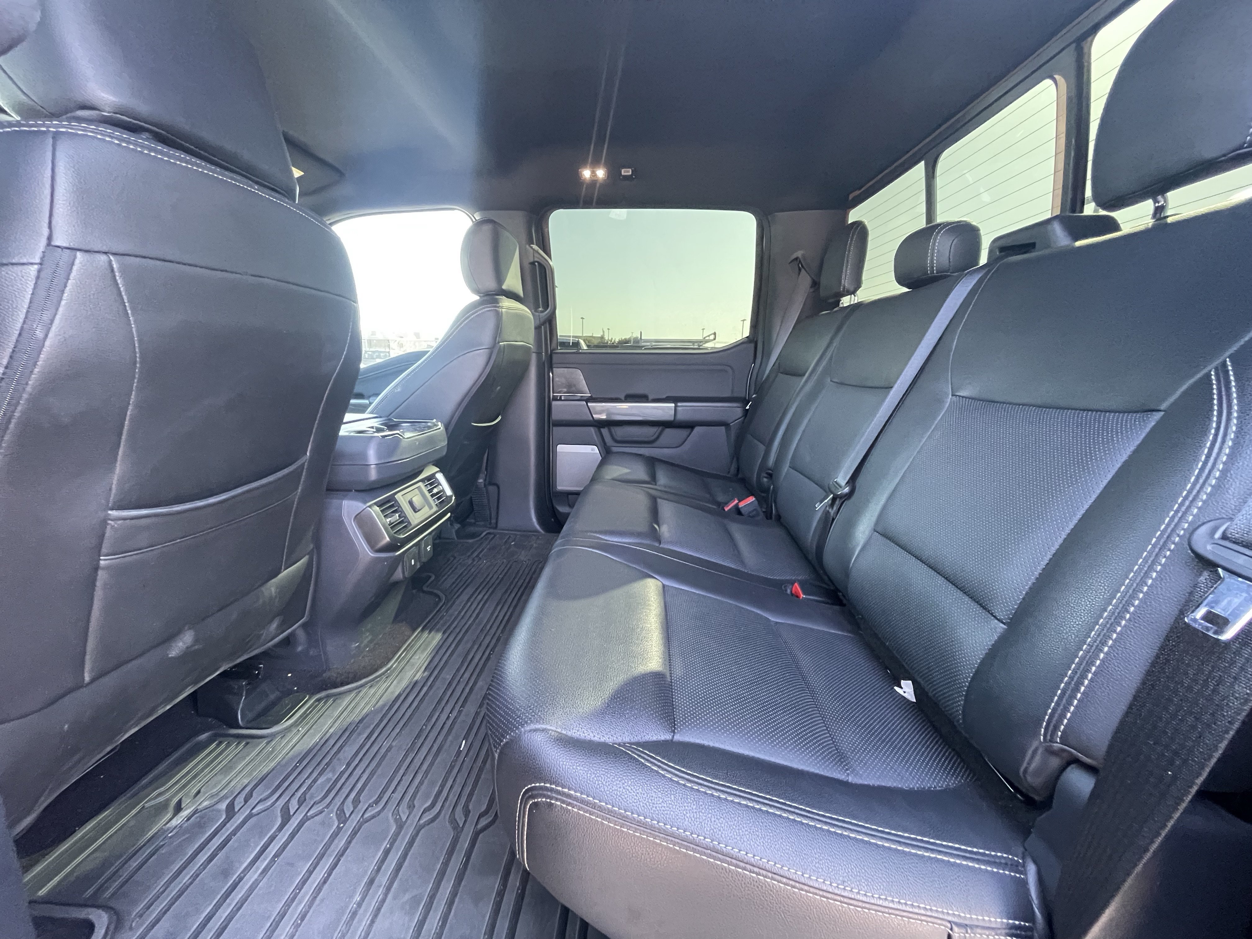 Used 2022 Gray Metallic Ford XLT image 4
