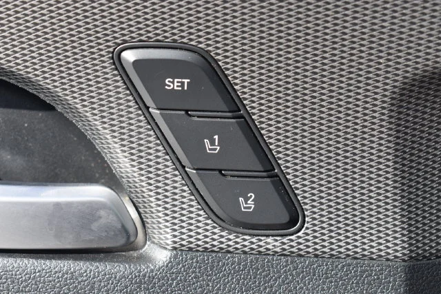 Used 2020 Gray Hyundai Limited image 10