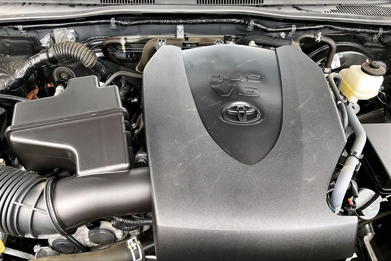 Used 2021 Silver Sky Metallic Toyota SR5 image 32