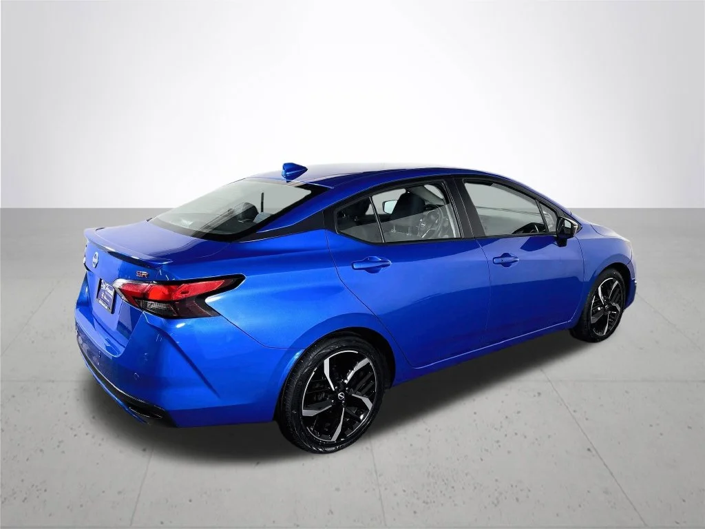 Used 2024 Blue Nissan 1.6 SR image 6