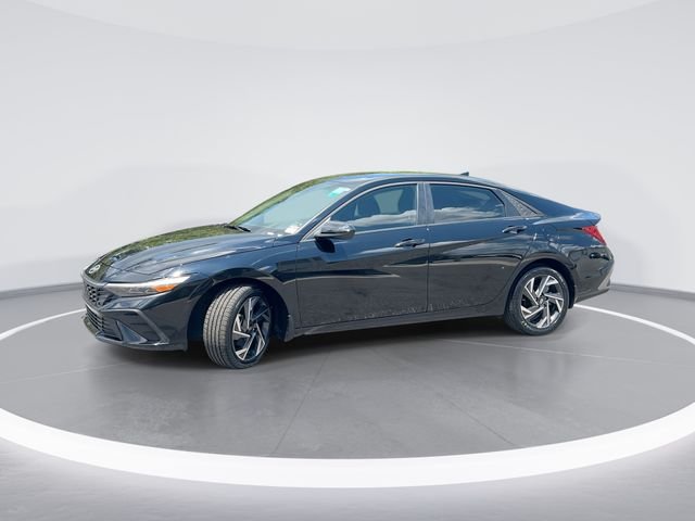 Certified Used 2025 Black Hyundai SEL Sport image 1