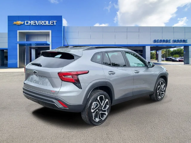 2026 Chevrolet Trax RS - Photo 4