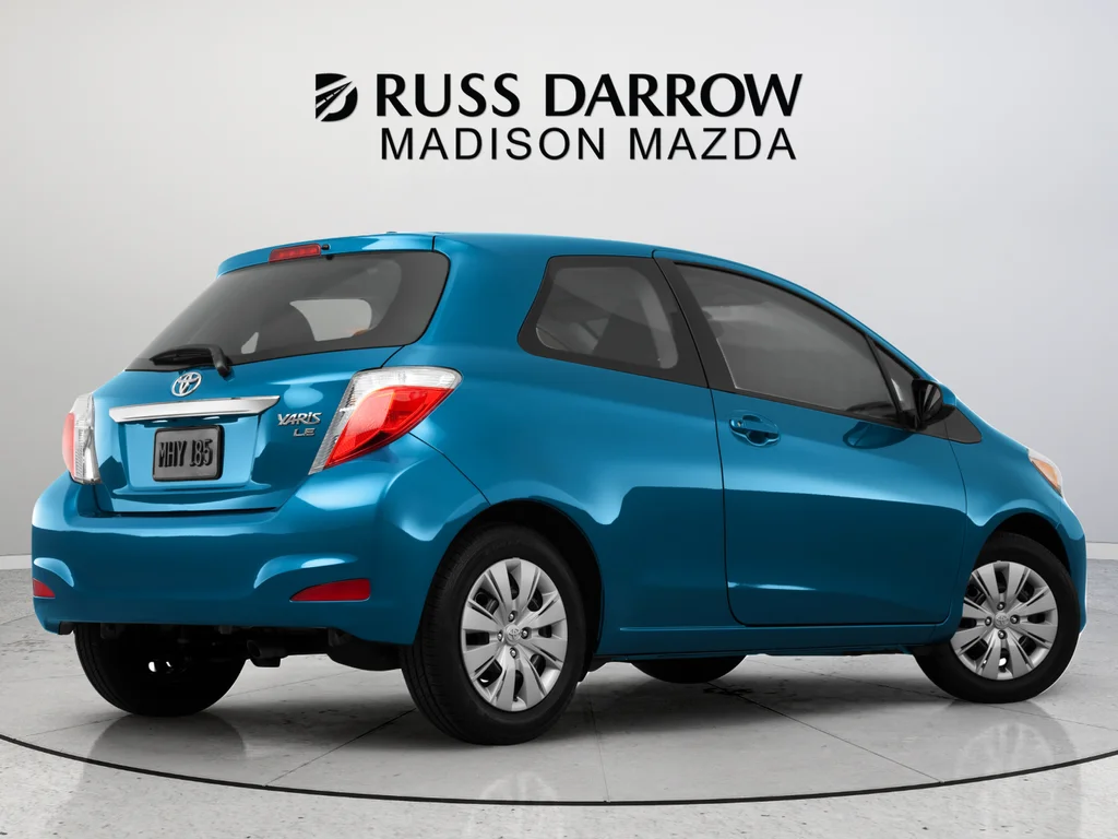 Used 2013 Blue Toyota LE image 5