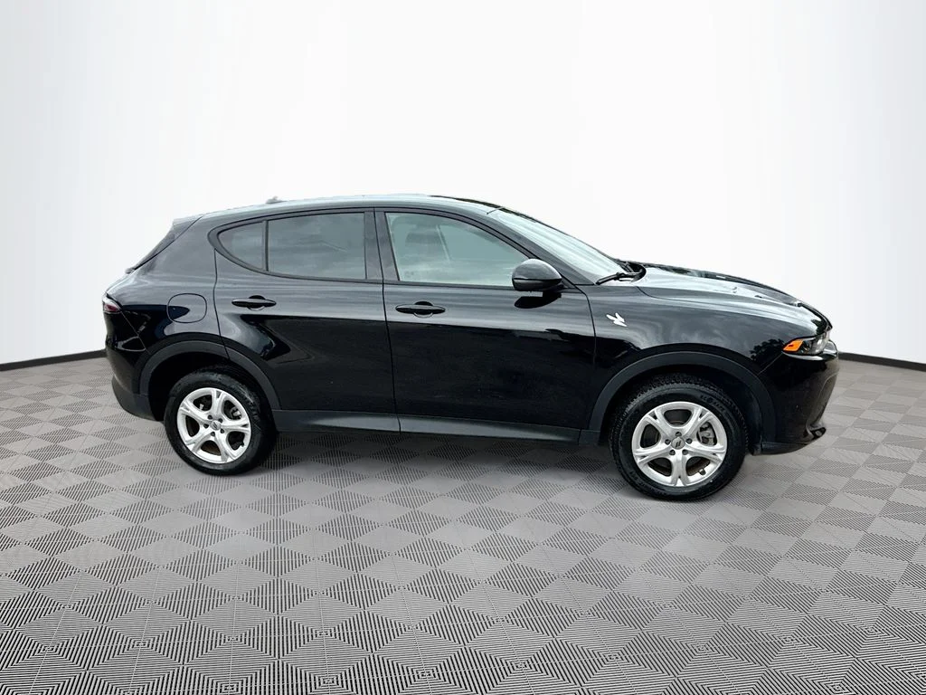 Used 2024  Dodge GT image 5