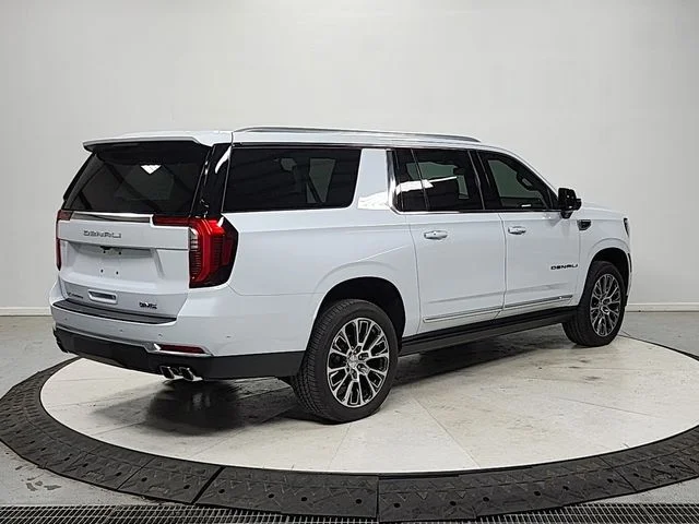 Used 2026 White GMC Denali image 7