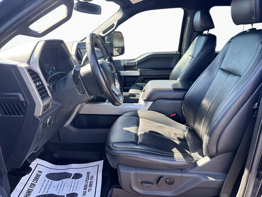 Used 2022 Black Ford Lariat image 25