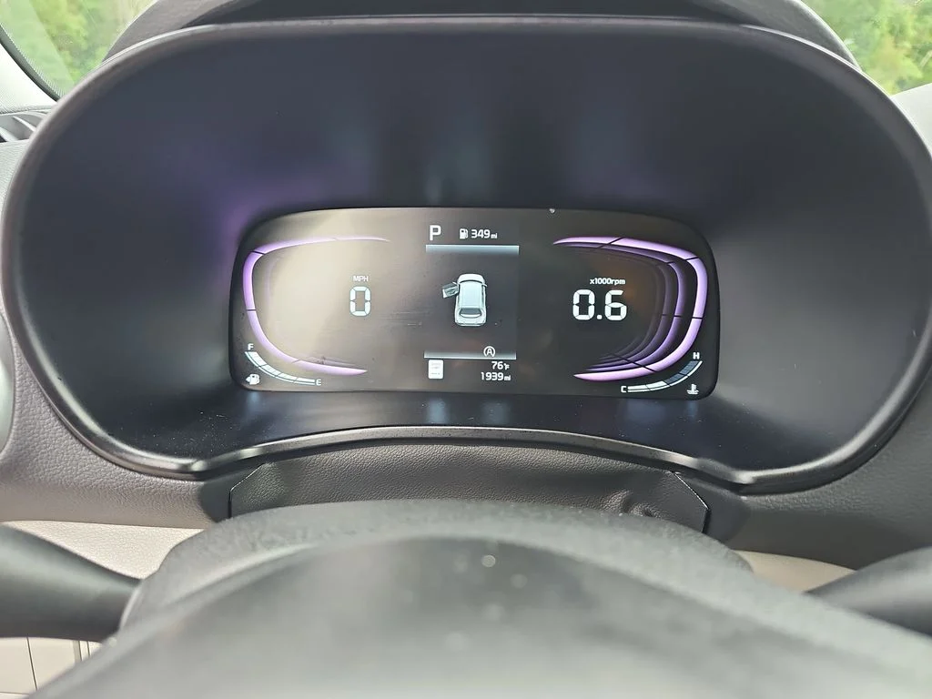 Used 2025 Black Kia LX image 19