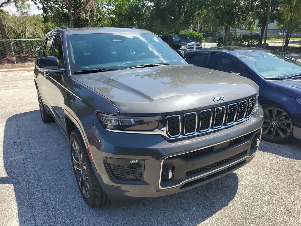 Used 2021 Gray Jeep Overland image 1
