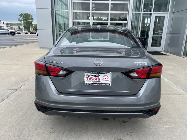 2025 Nissan Altima SV - Photo 32