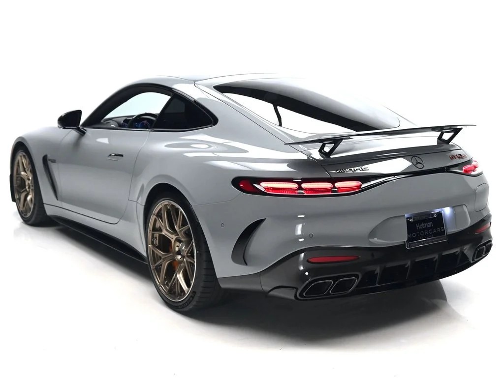 Used 2026 Alpine Grey Mercedes-Benz S E Performance image 4