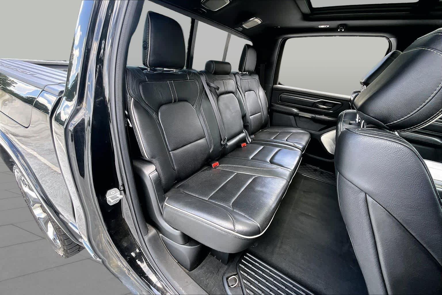 Used 2020 Diamond Black Crystal Pearlcoat Ram Limited image 19