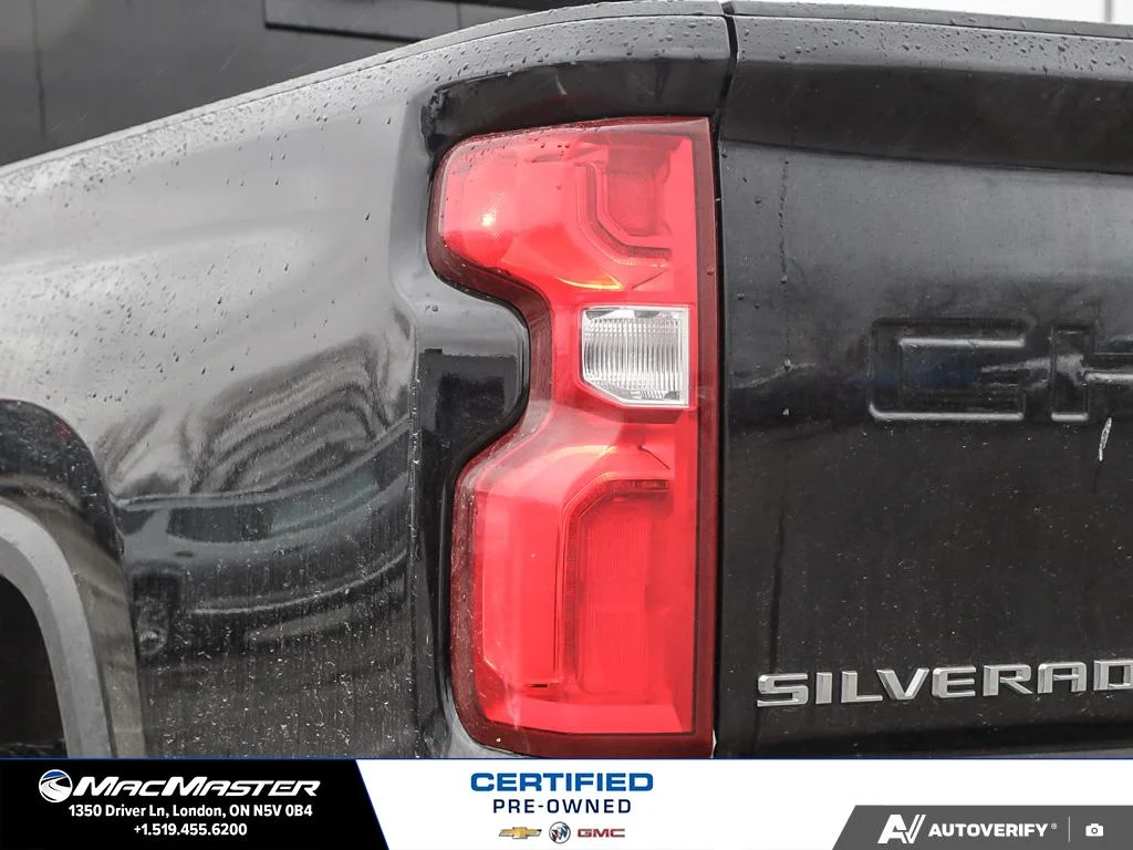 Certified Used 2022  Chevrolet High Country image 15