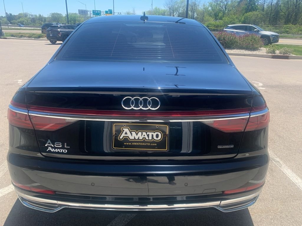 Used 2019 Black Audi L 55 image 4