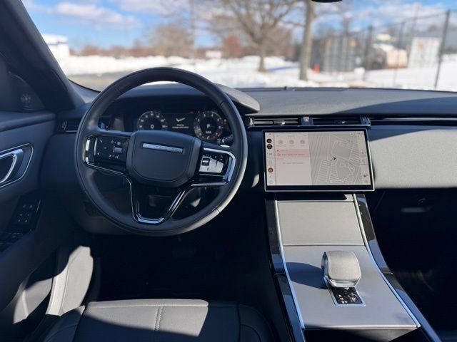 New 2026 Santorini Black Land Rover S image 13
