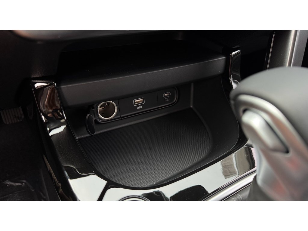 New 2026 Pluton Blue / Black Roof Kia S image 20