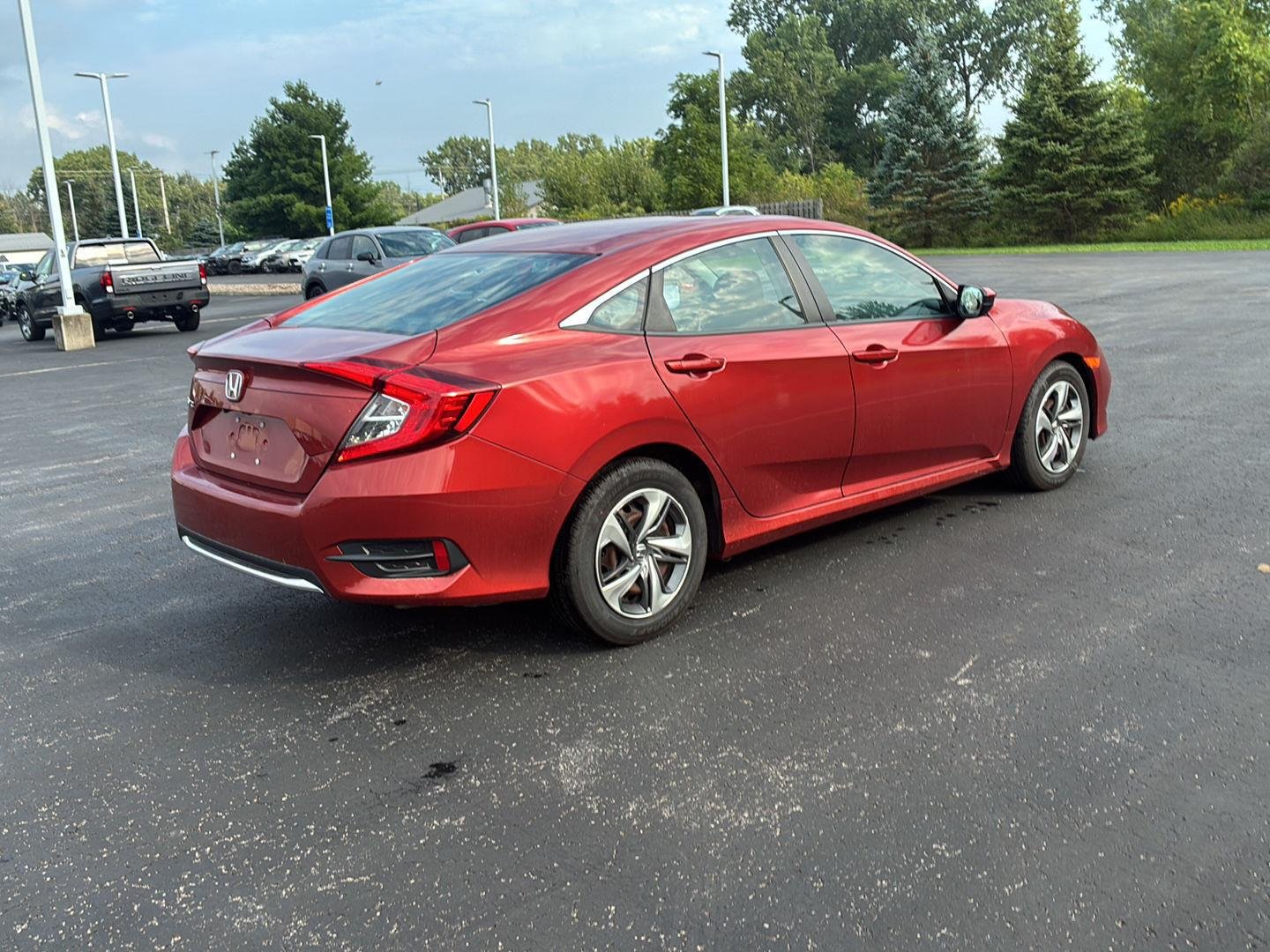Used 2021 Molten Lava Pearl Honda LX image 18