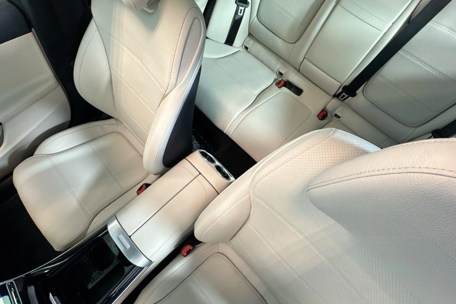 Used 2023 Graphite Grey Metallic Mercedes-Benz C 300 image 20