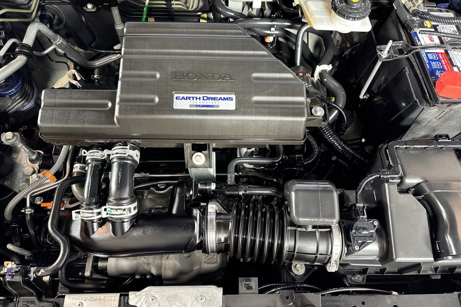 Used 2018 Obsidian Blue Pearl Honda Touring image 29