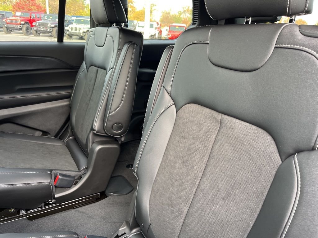 2025 Jeep Grand Cherokee L Altitude - Photo 37