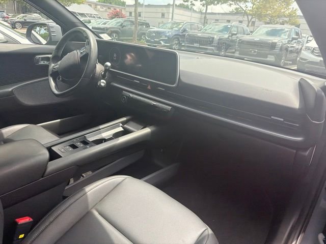 Used 2023 Transmission Blue Hyundai SEL image 14