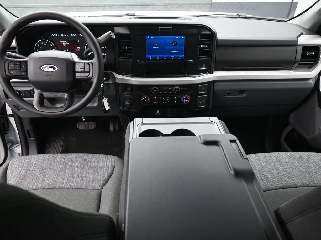 New 2026 Oxford White Ford XLT image 19