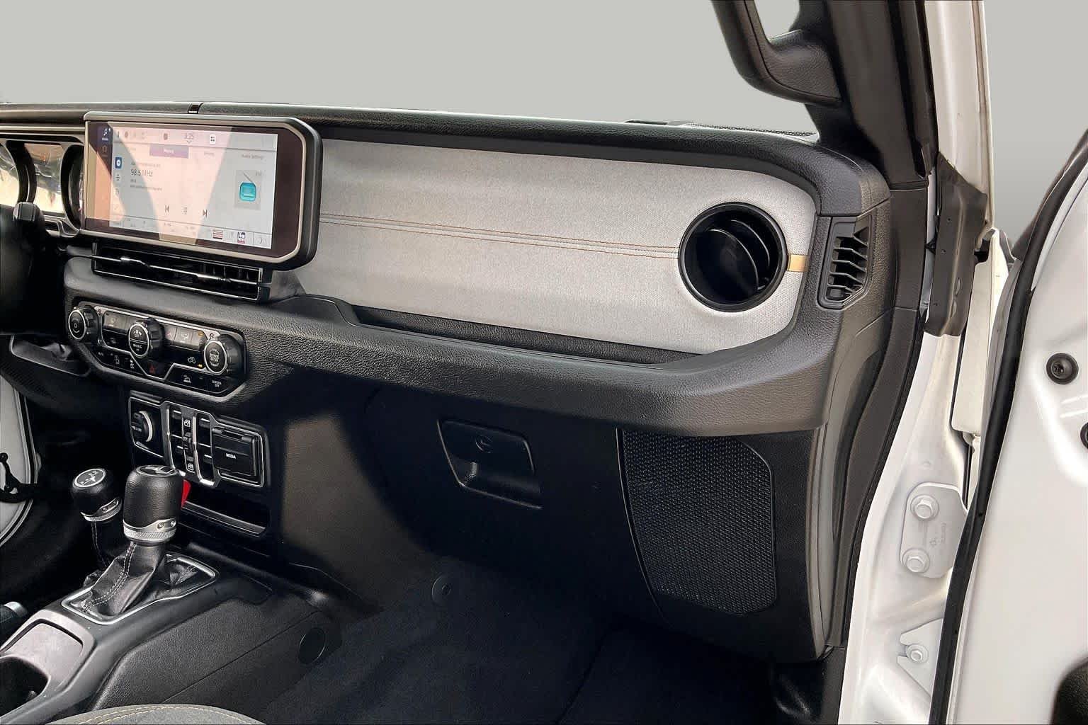 Used 2024 Bright White Clearcoat Jeep Sport S image 18