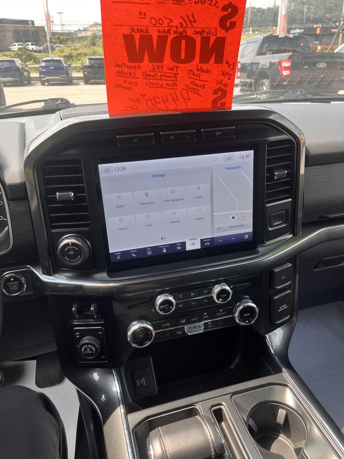 Used 2023 Oxford White Ford XLT image 26