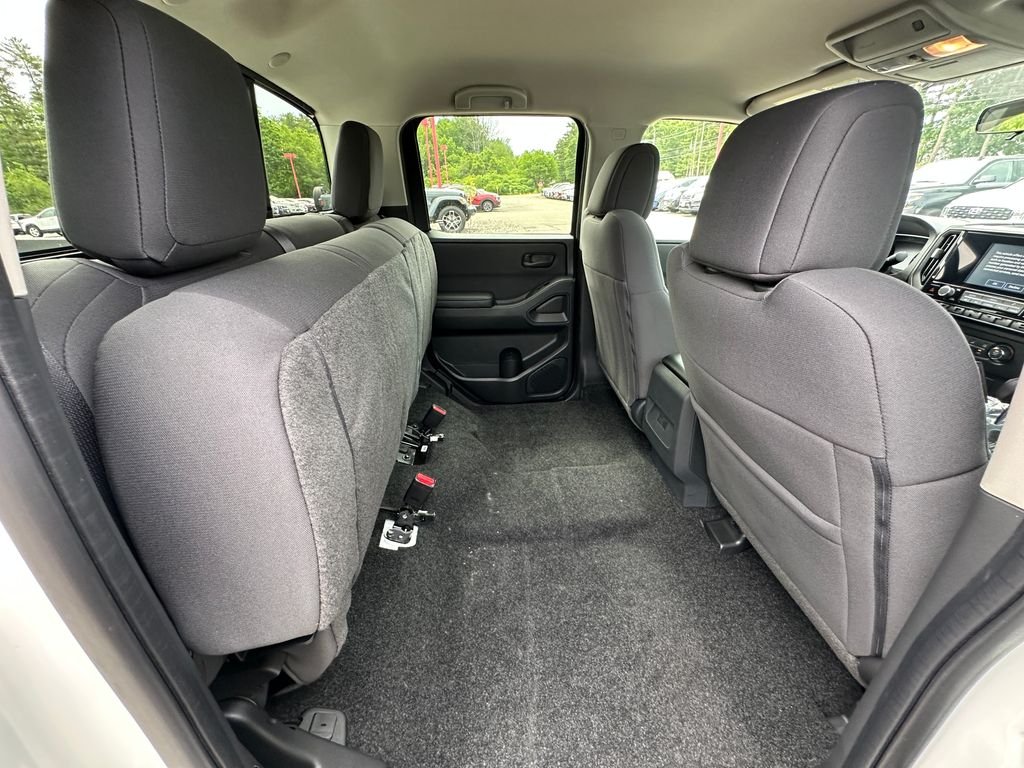 New 2026 Glacier White Nissan Crew Cab S image 22