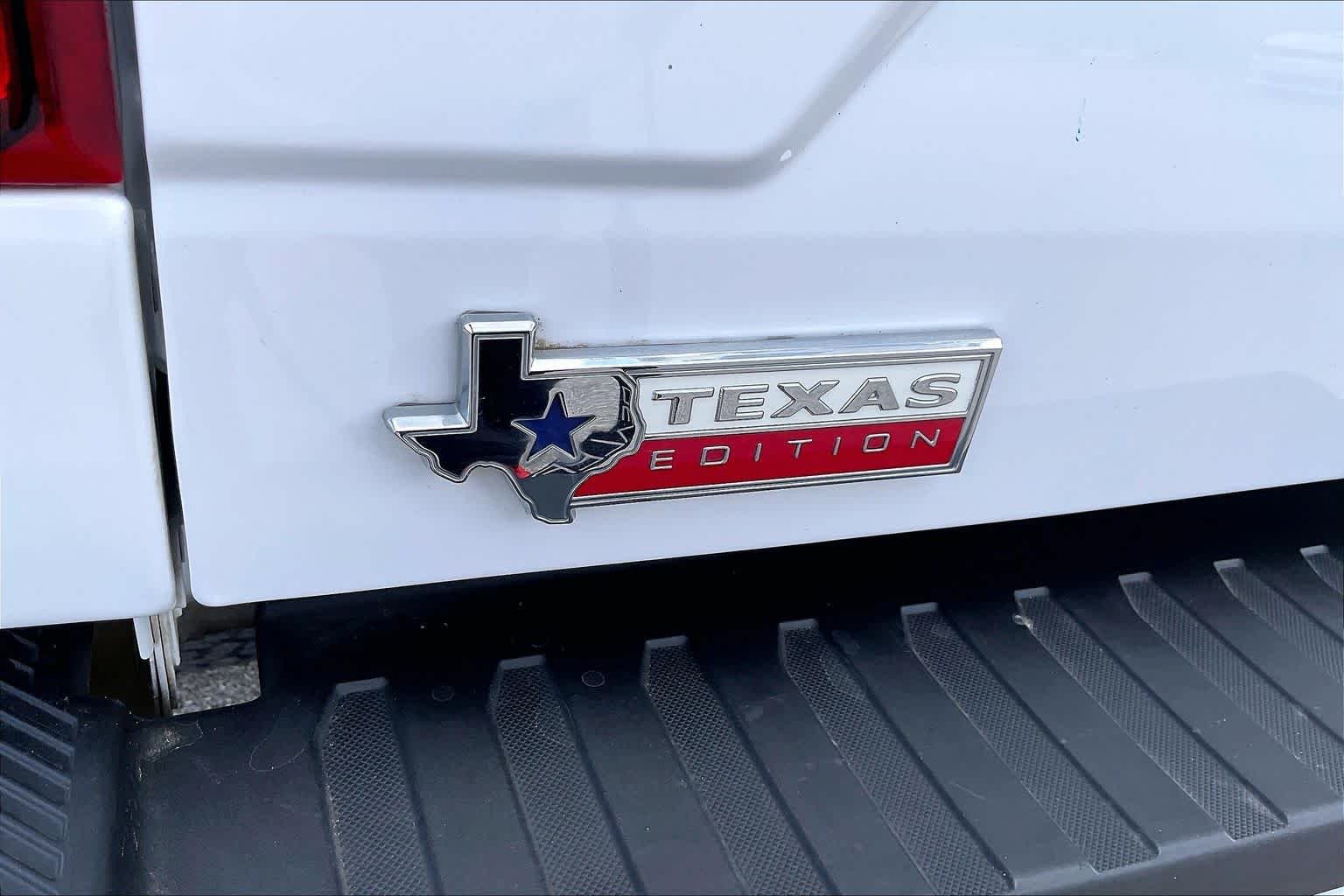 Used 2018 Oxford White Ford XLT image 10